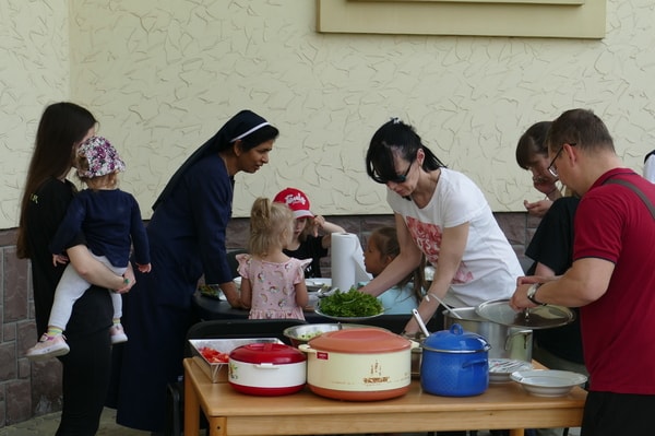 Ukraine: Diocese cares for people traumatized by war