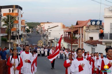 Procession to end the festival
BRAZIL / CAMPINA GRANDE 23/00190 / 
Construction of the pastoral parish center at the our Lady of banishment in Boqueirão