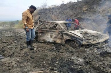 DEM.REP. CONGO, Butembo-Beni diocese 
On 24/03/2021 at 8.45 a.m., there was an attack by the alleged rebels ADF/NALU on the Beni-Kasindi road, almost 20 km from Beni. They set fire to 2 vehicles, a car which had on board 5 people and another which had on board 2 people and food. All the people are dead.